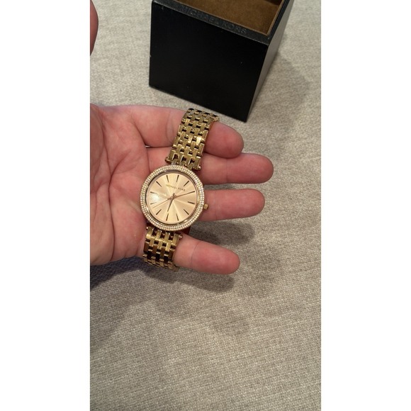 Michael Kors MK3192 Rose Gold Crystal Bezel Women's Watch Needs Battery - Picture 6 of 12